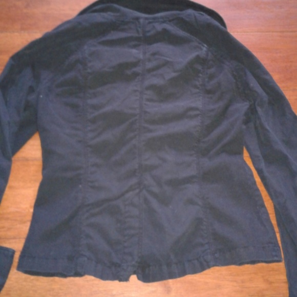 ***SOLD***  Urban outfitters  (vintage) lightweight blazer - Picture 6 of 7